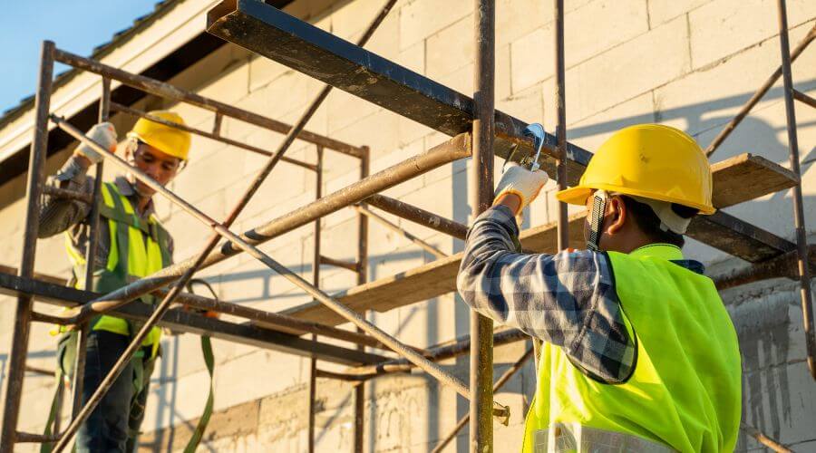Expert new roof installation services in Gordonville, TX